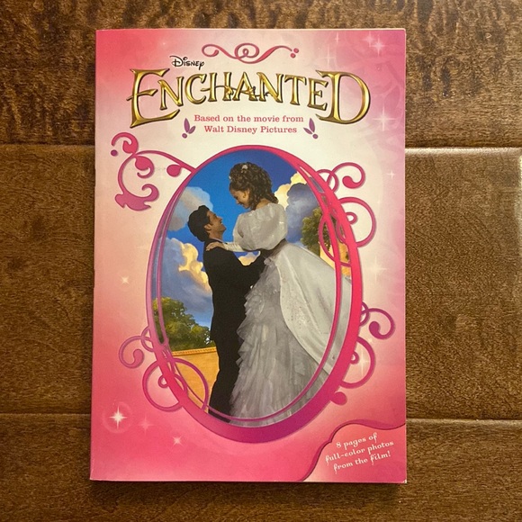 Disney’s Enchanted Book - Picture 2 of 3